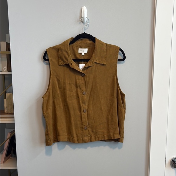 Lou & Grey Tops - Lou & Grey Sleeveless Button Up Shirt